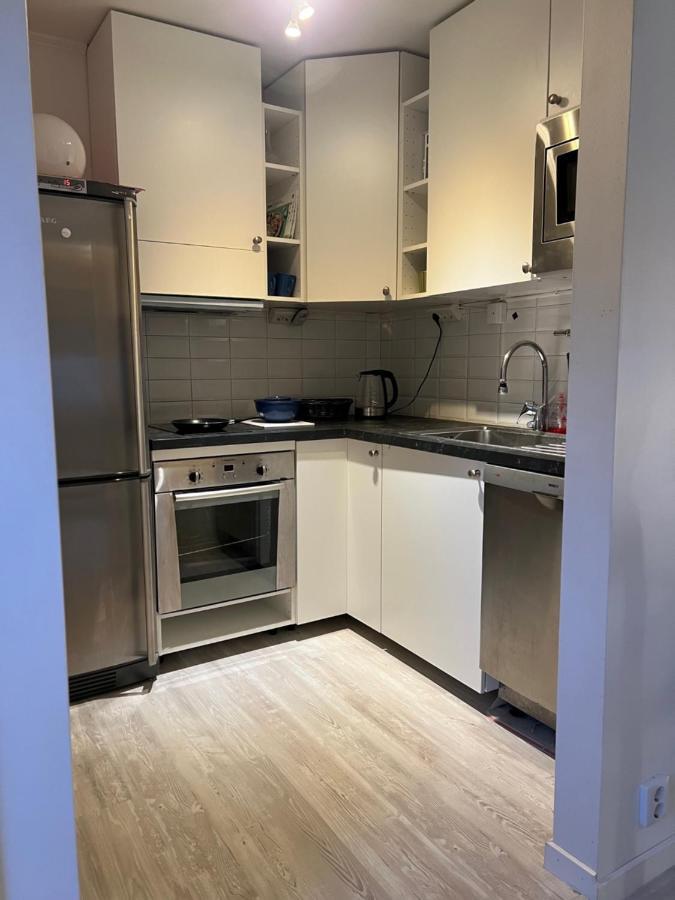 Апартаменты Fresh And Cozy Little House 45Km In Taby Стокгольм Экстерьер фото