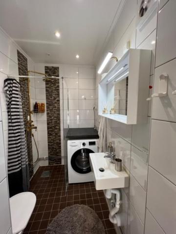 Апартаменты Fresh And Cozy Little House 45Km In Taby Стокгольм Экстерьер фото